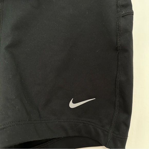 Nike Compression Short - Picture 3 of 4